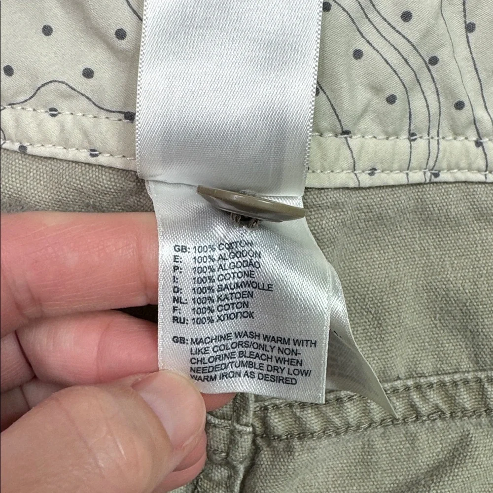 Vintage The North Face Tan Multi Pocket Shorts Size 32
